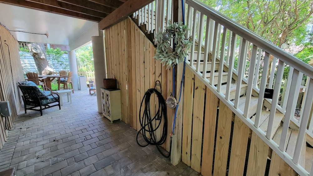 1616 Jones Avenue by Tybee Vacation Rentals