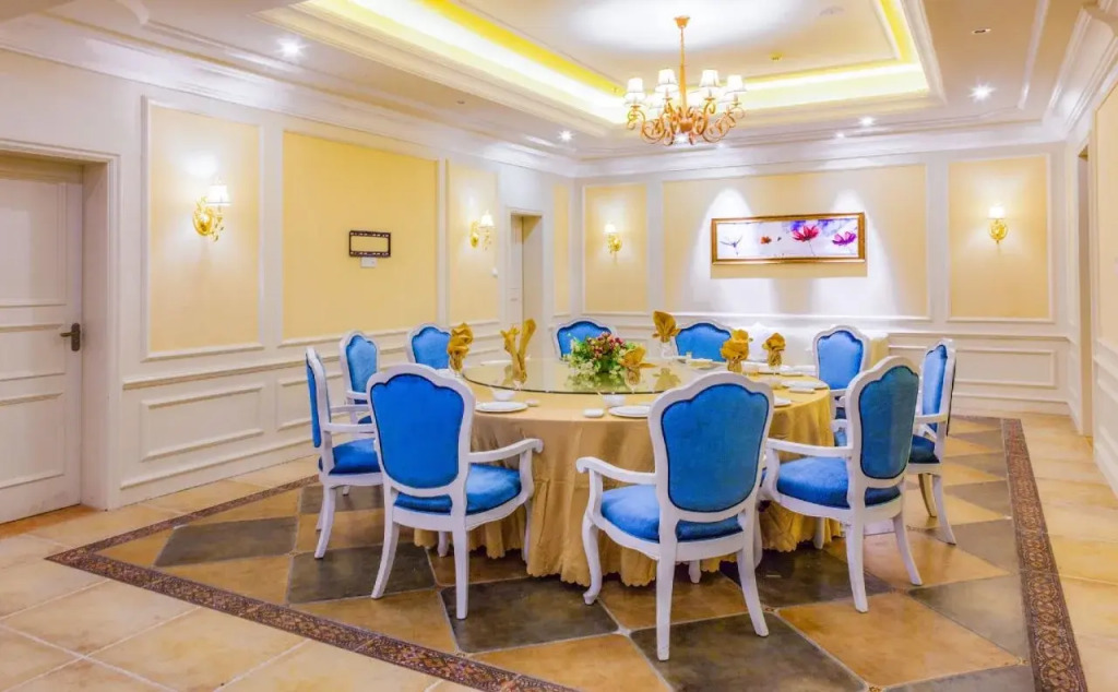 Отель Sanya Yalong Bay Sintra Suites