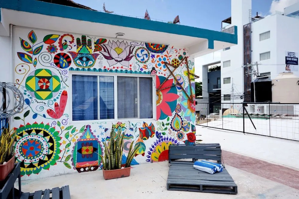 Hostel 615