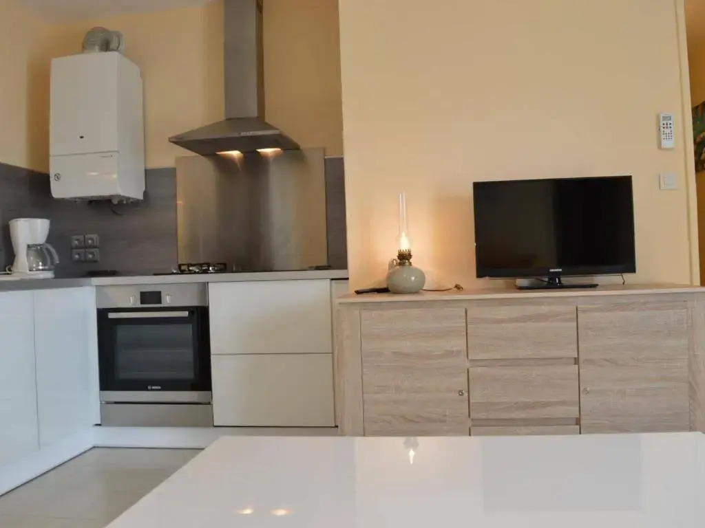 Appartement Le Grau-du-Roi, 3 pièces, 6 personnes - FR-1-250-61
