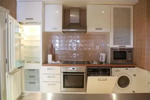 Lovelystay - Chiado 3Bedroom Wonder