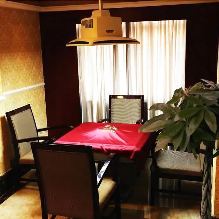 Lijiang Hotel