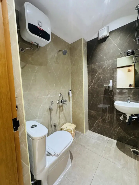 Shreshtam Apart Hotel, Kondapur