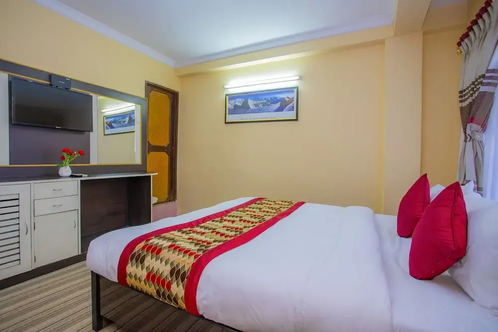 Hotel Yunik & Restraunt by OYO Rooms