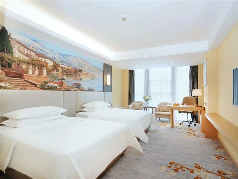 Vienna International Hotel (Hangzhou Boao Center Subway Station)