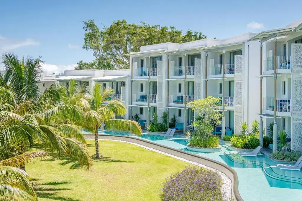 Victoria Beachcomber Resort & Spa - Victoria for 2 - Adults Only