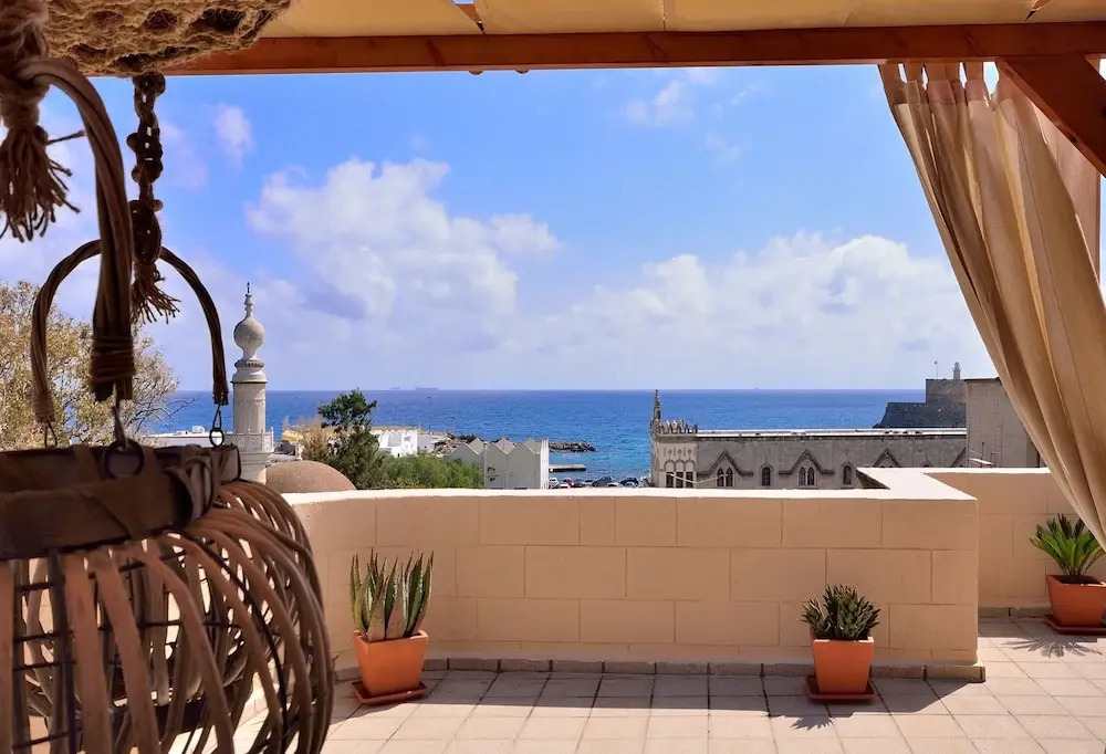 Center Penthouse