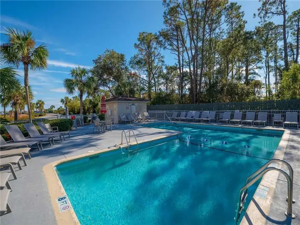 Beach & Tennis Admirals Row 226 - Two Bedroom Condo