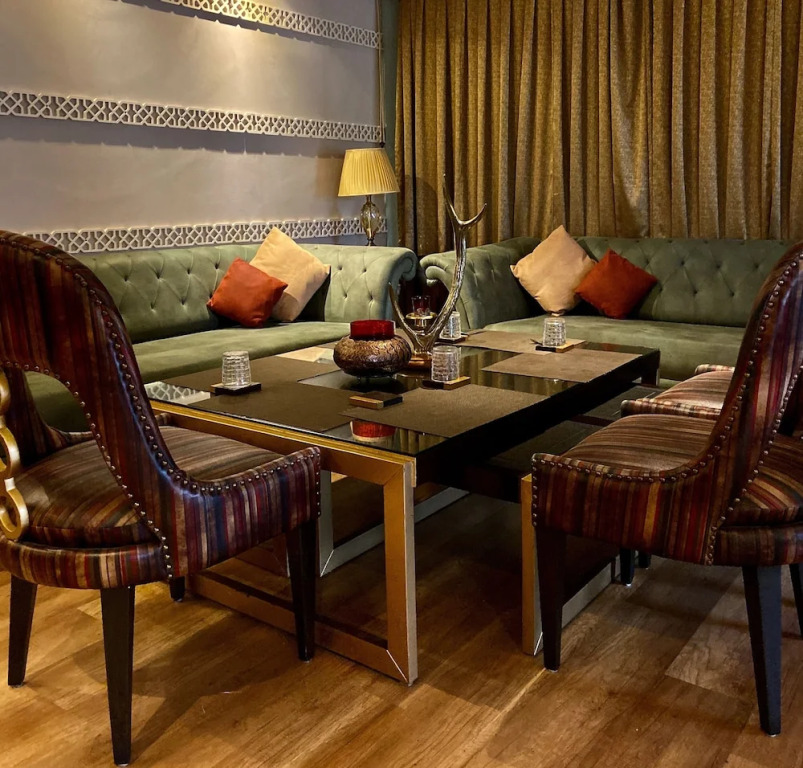 Status Club Resort
