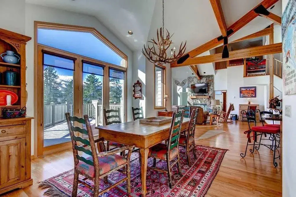 Gold Flake Lodge Main Street By Pinnacle Lodging