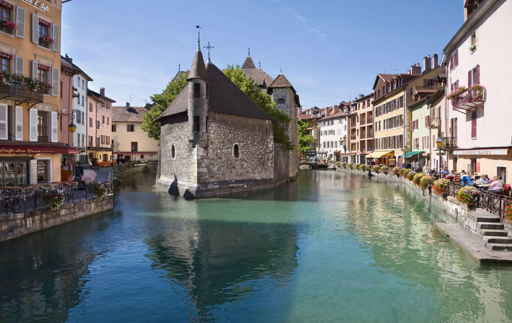 ibis Styles Annecy Centre Gare