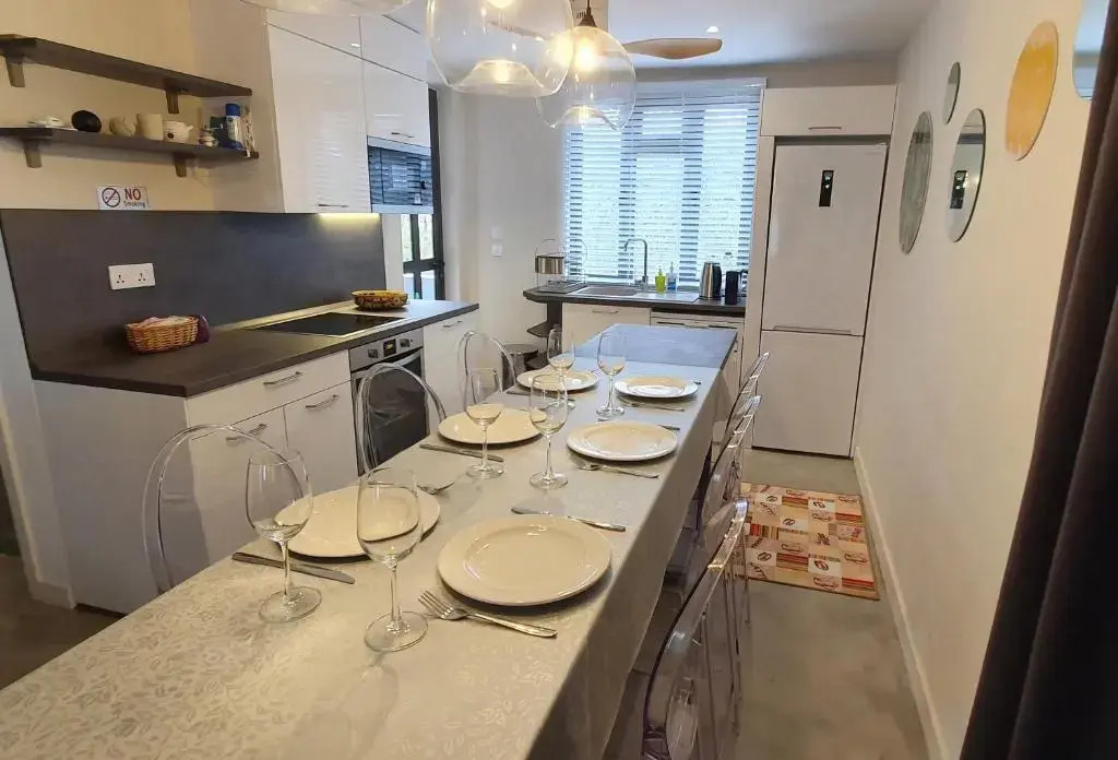 Les Cerisiers - Exclusive Beach Residence - 3 Bedroom Modern Apartment, Flic en Flac