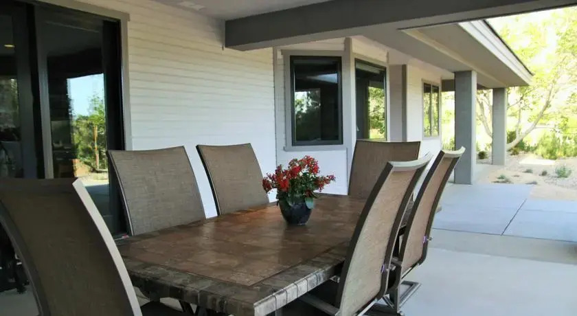 Phoenix House B&B