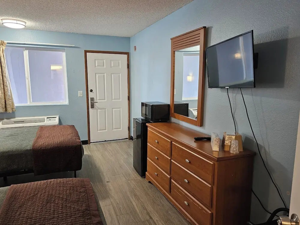 Sumner Motor Inn