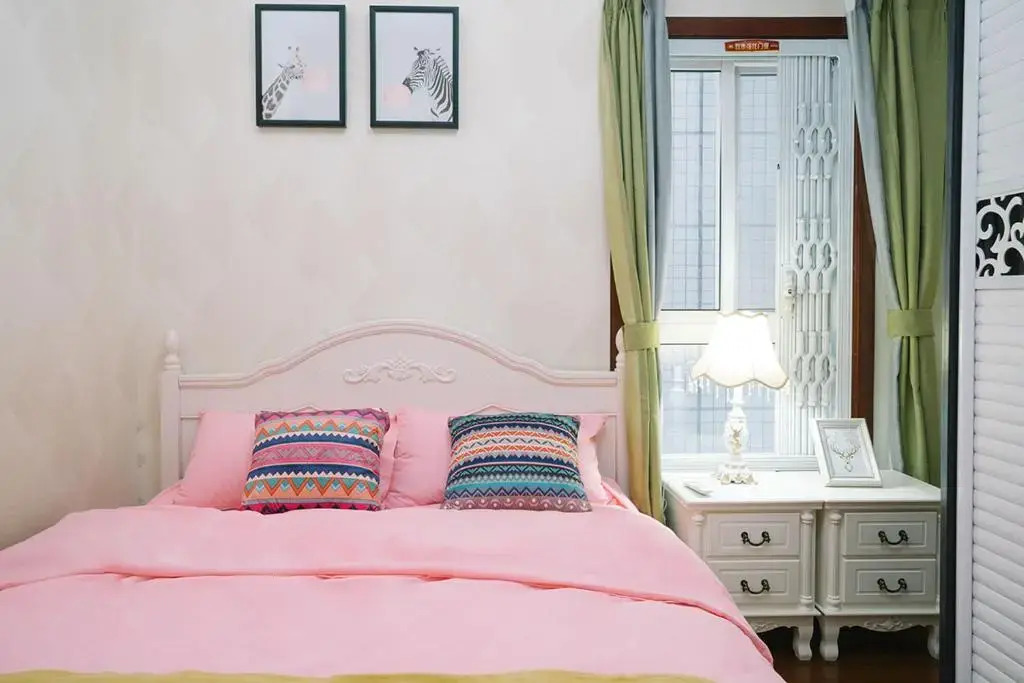 Xi'an Lianhu·North Passenger Station· Locals Apartment 00165010