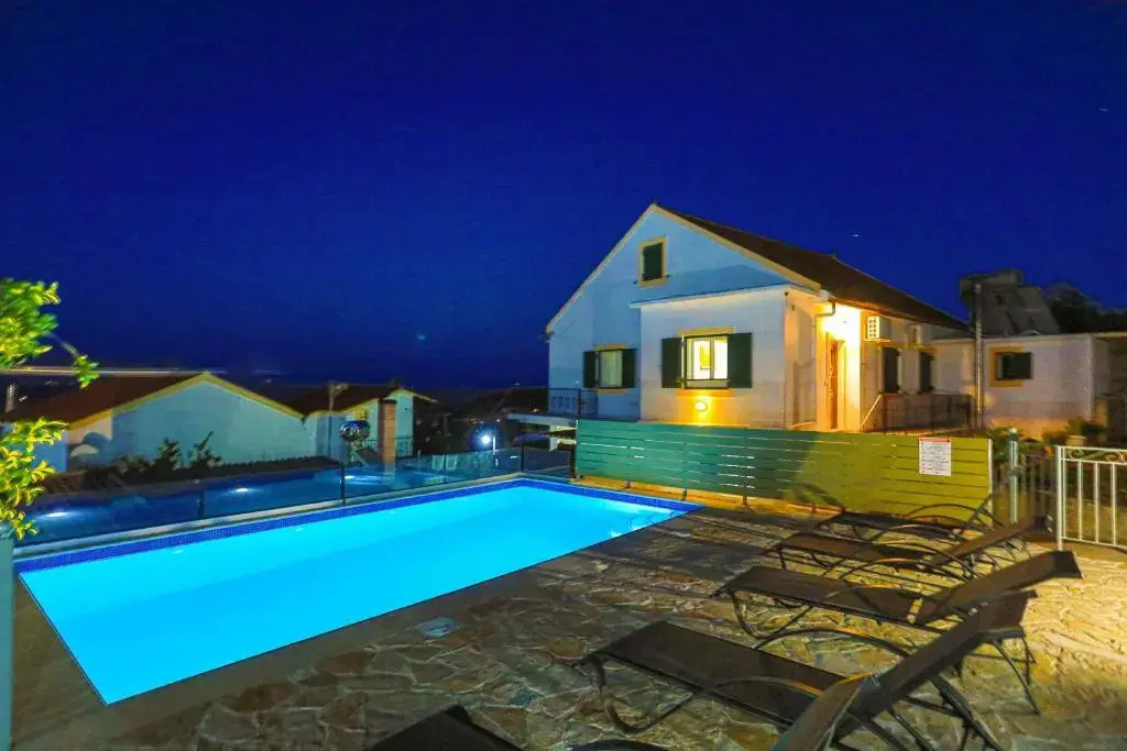 Villa Thea Antonis