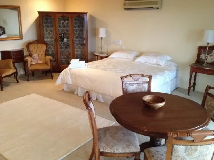 Highwood Park B&B Guest Lodge