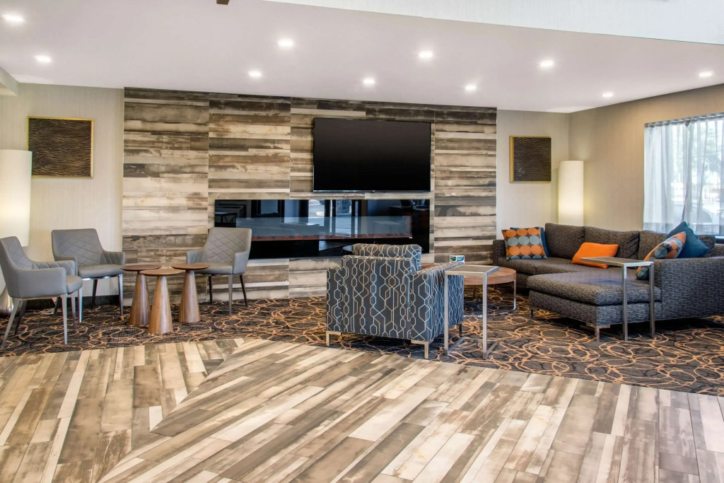 Comfort Inn Aeroport
