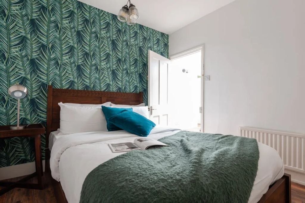 The South Kensington Mews - Lovely & Bright 5BDR Kensington Mews