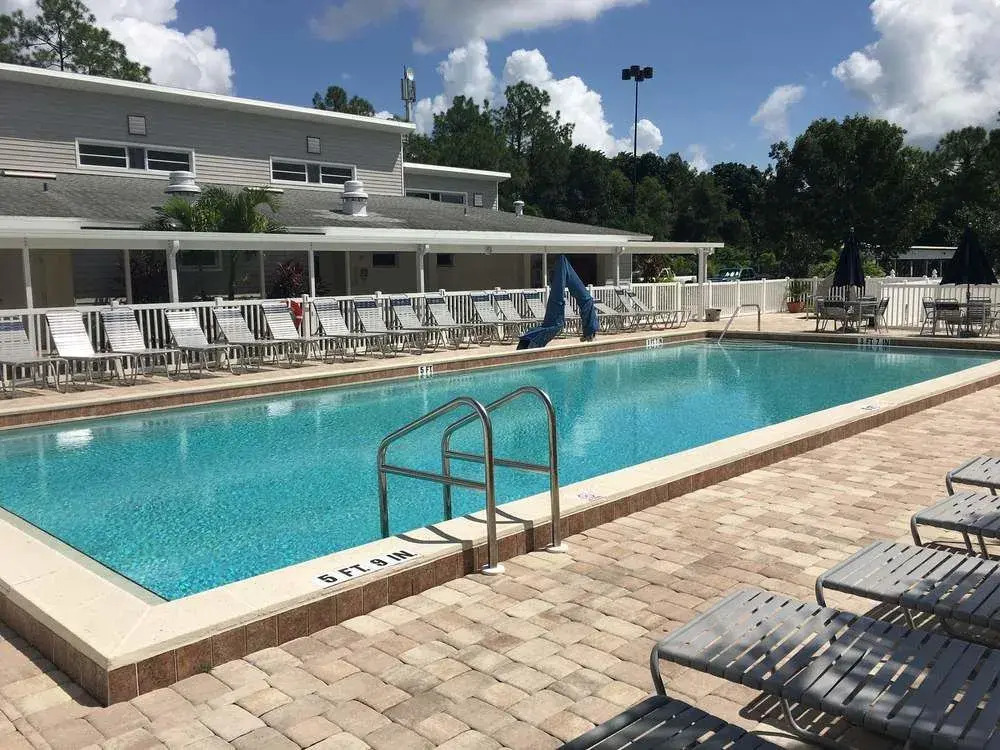 Club Naples RV Resort