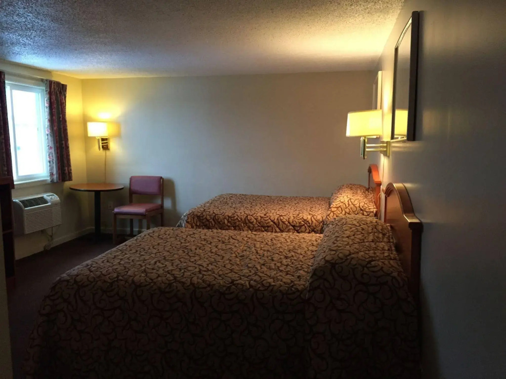 Royal Inn Motel