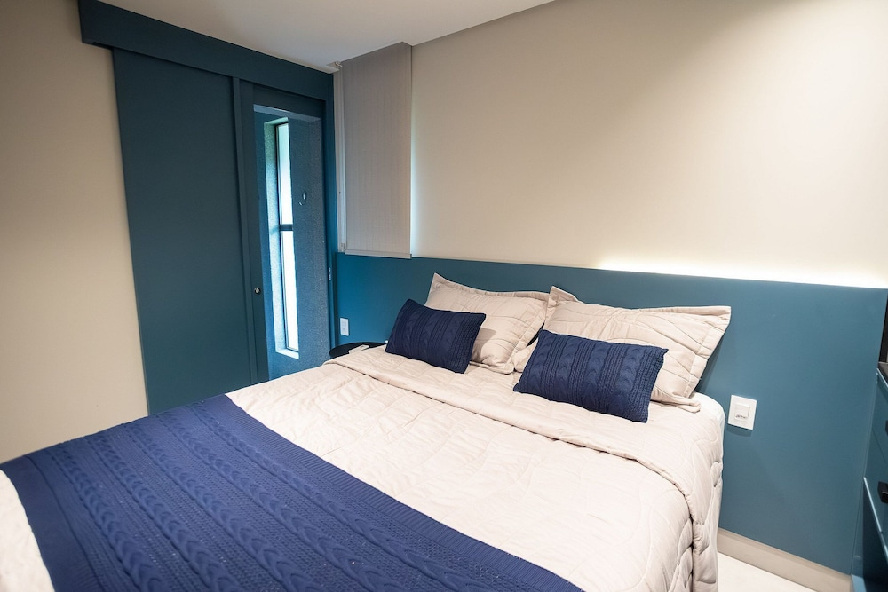 Jardins Almare Number 431 - Seafront by Carpediem