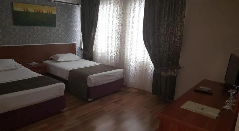 Life Hotel