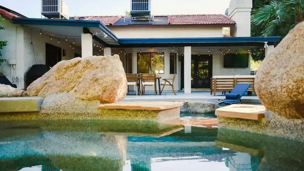 4-bdrm Vacation Dream Home W/backyard Paradise!