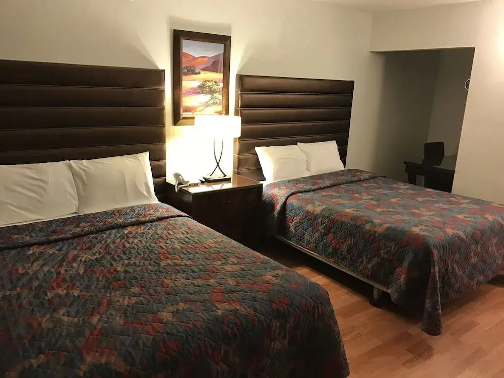 Discovery Inn