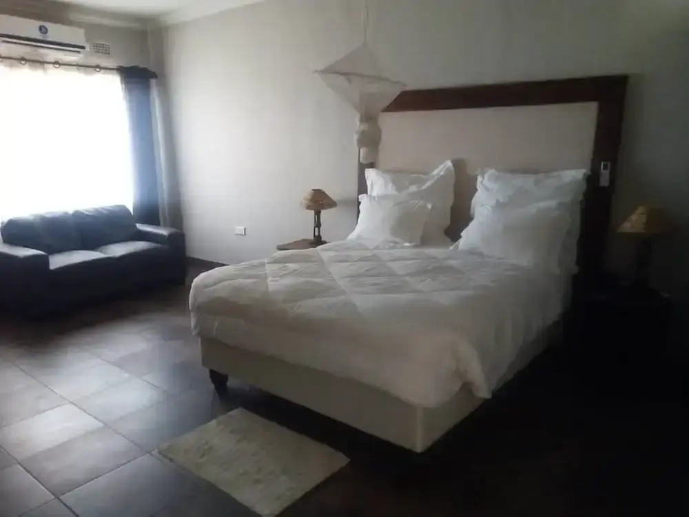 Pakali Lodges