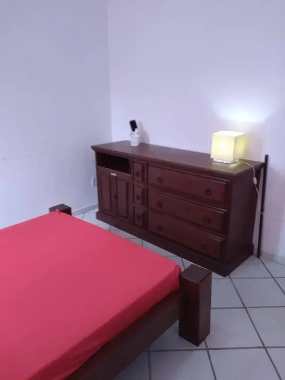 ESCAPE PARA O PARAISO, Casa Mobiliada com PISCINA e Salão de jogos, 300mt da PRAIA