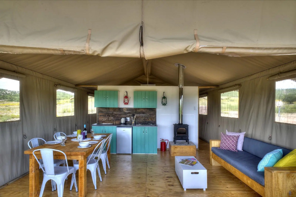 AfriCamps at Mackers - Glamping