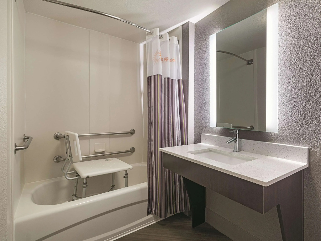 La Quinta by Wyndham Dallas Plano West