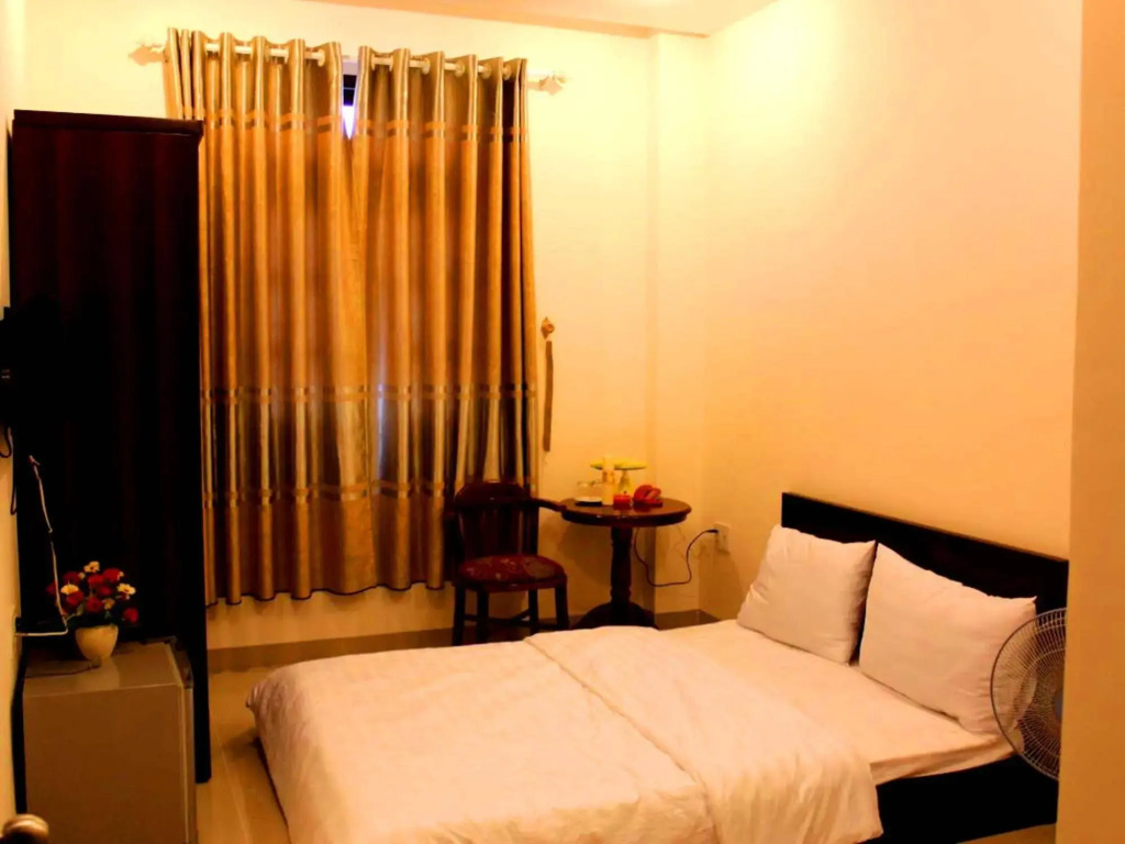 Phuong Binh Hotel