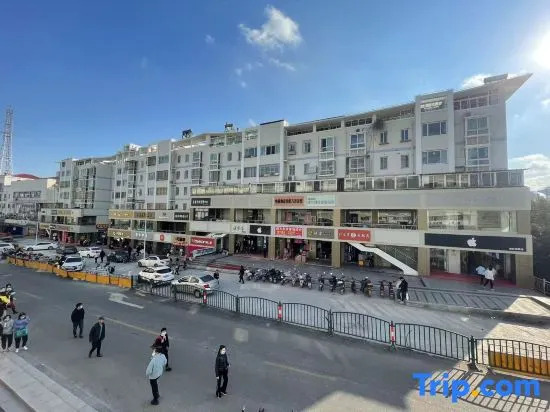 Yazhuo Hotel