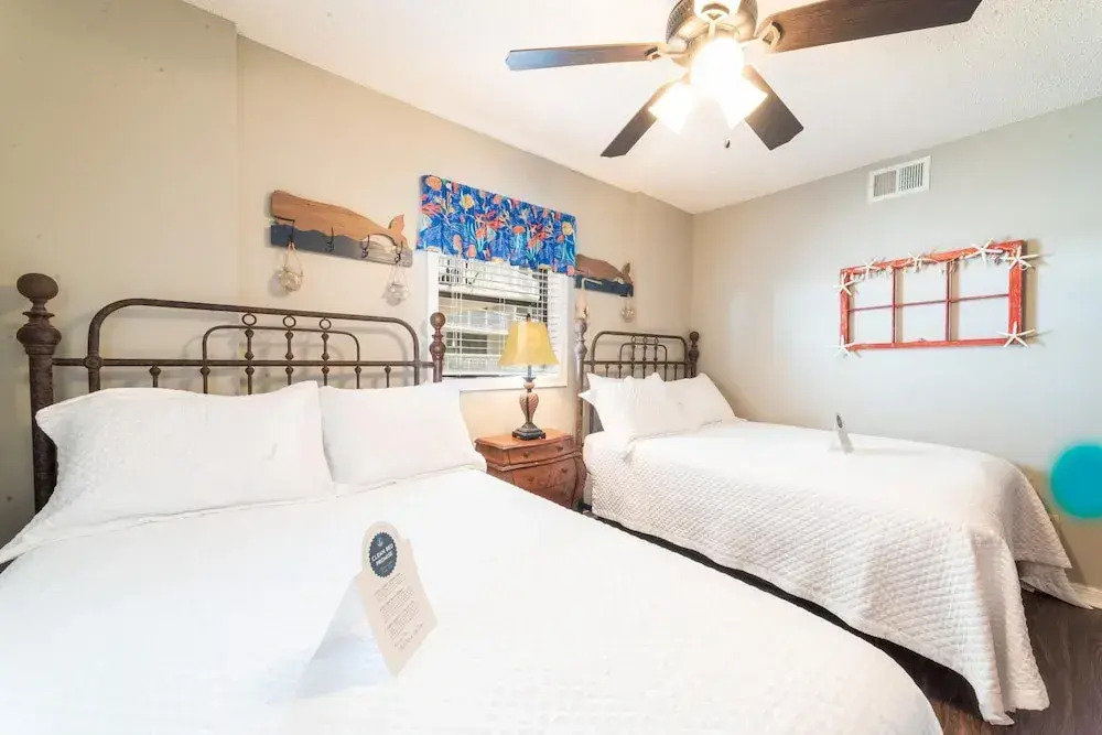 Seaside Beach & Racquet 4412