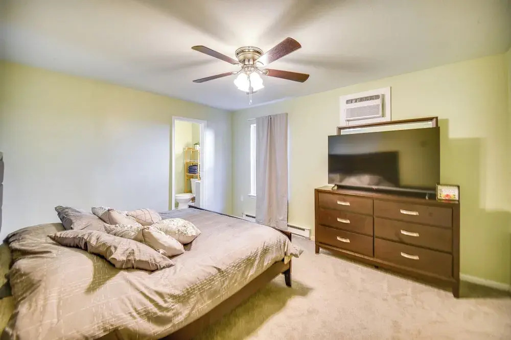 Explore & Relax! Norfolk Duplex < 1 Mi to Beach