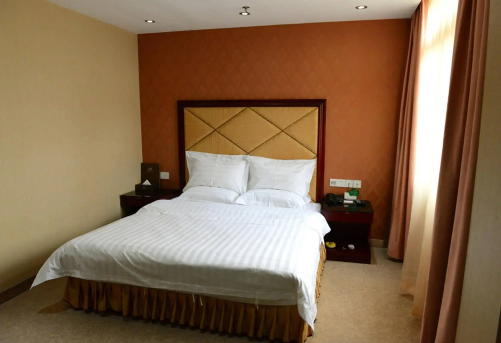 Xinghe Taixiang Hotel (Zhanqian Road Branch)