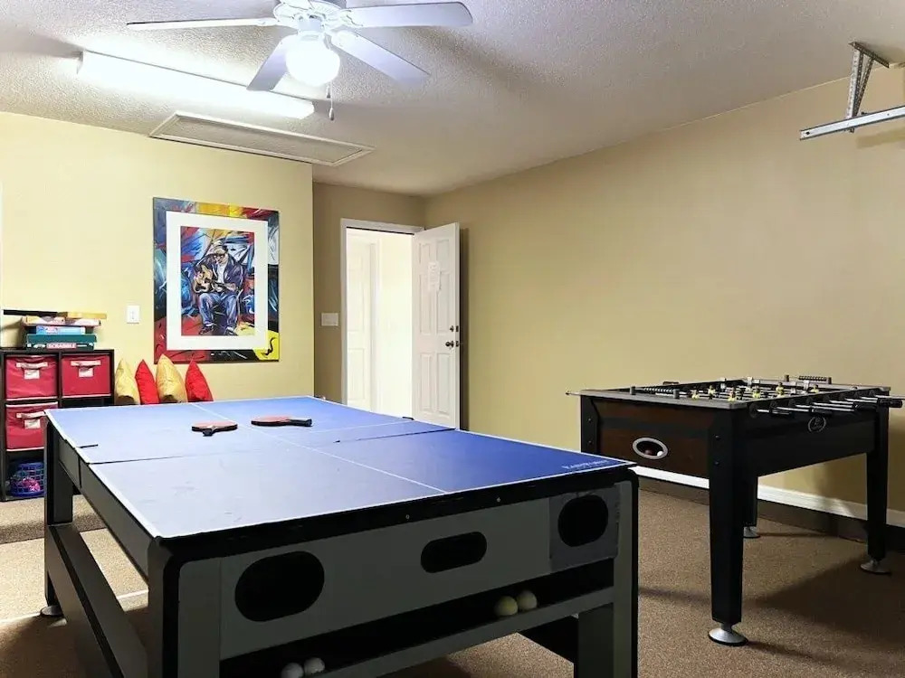 Cozy 4 Bed 3 Bath Pool Hm with Game Room-4450NP