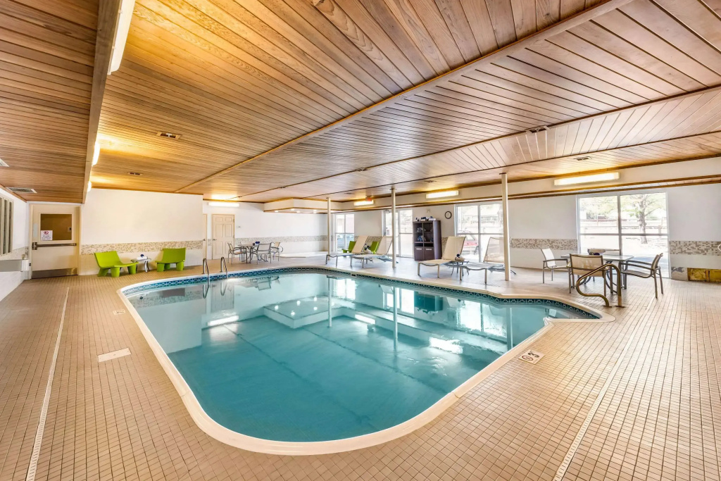 Quality Inn & Suites University Fort Collins