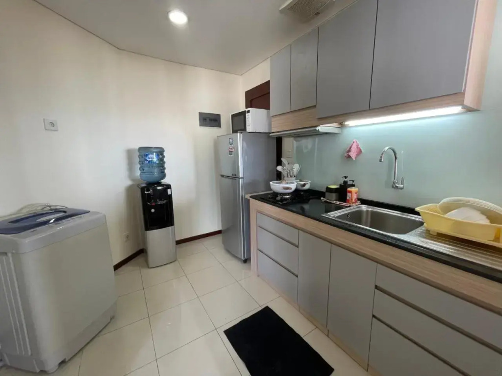 Cozy 2BR Apt Right Next to Central Park Mall