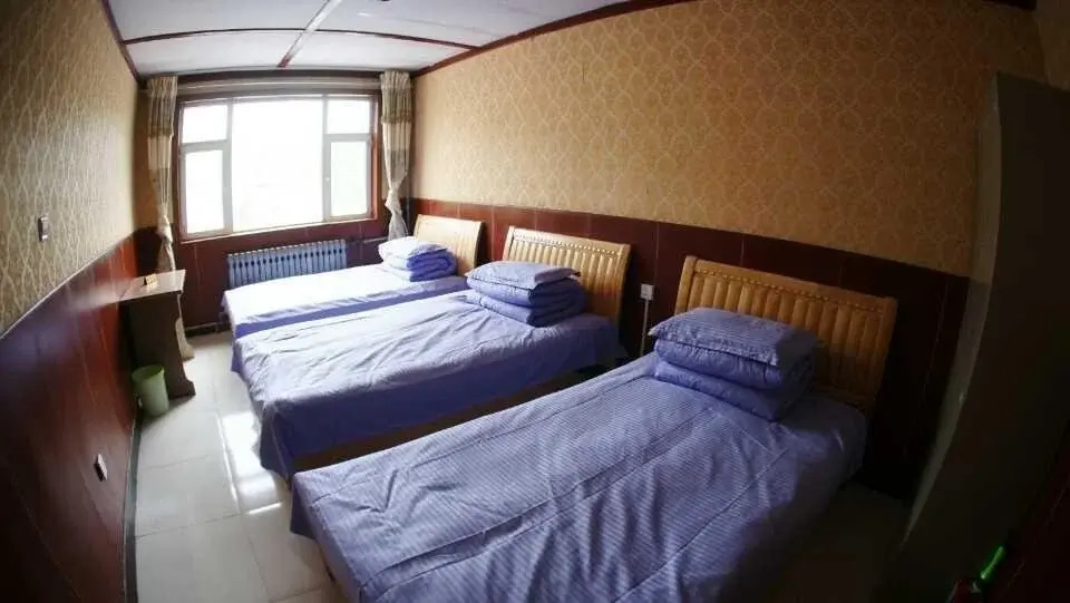 Xining Decuoji Youth Hostel