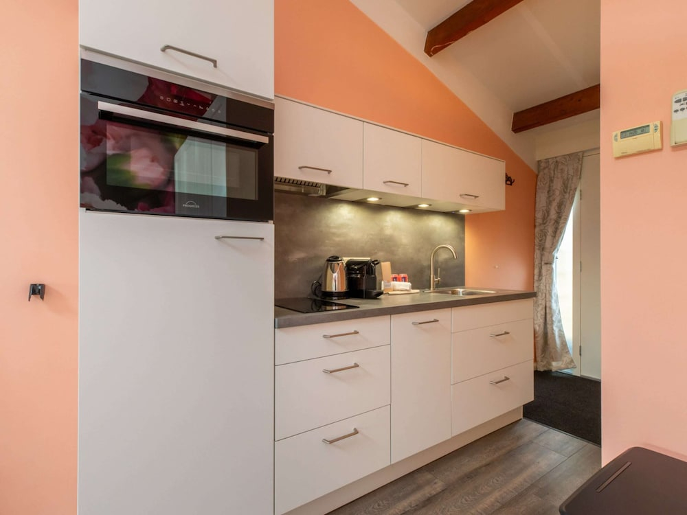 Romantic studio with garden
