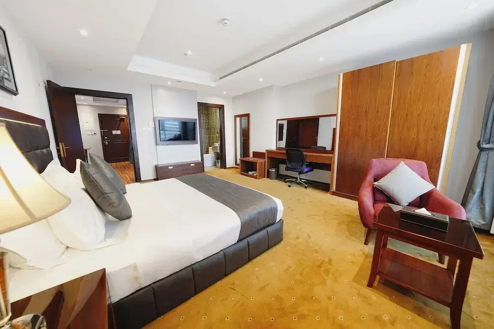 Celine Home Serviced Apartment Al Sahafa