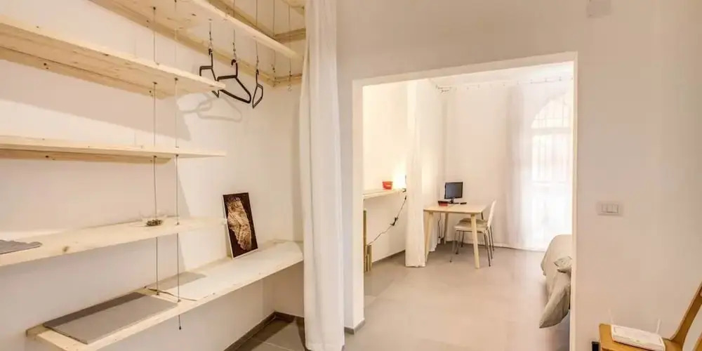 Trastevere budget studio