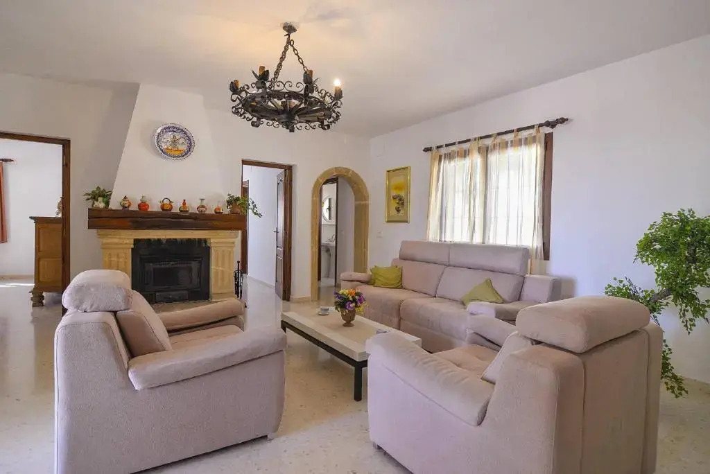Villa Moskoa - PlusHolidays