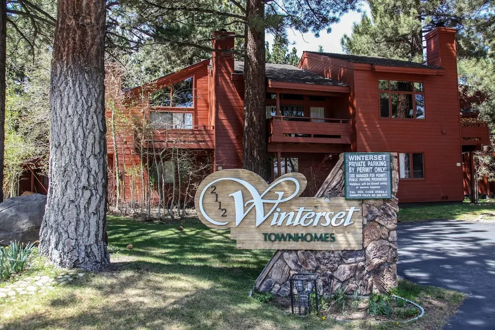 Winterset 12 Centrally Located, Cozy, Washer Dryer by RedAwning
