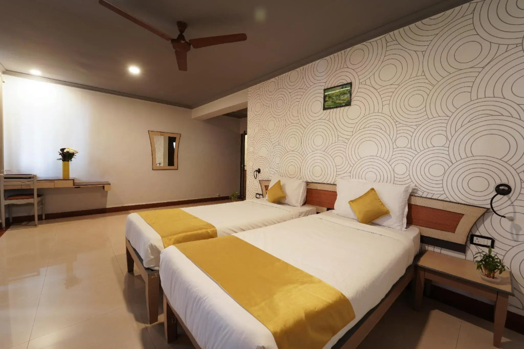 Om Shiv Hotel Formerly The Treat Hotel