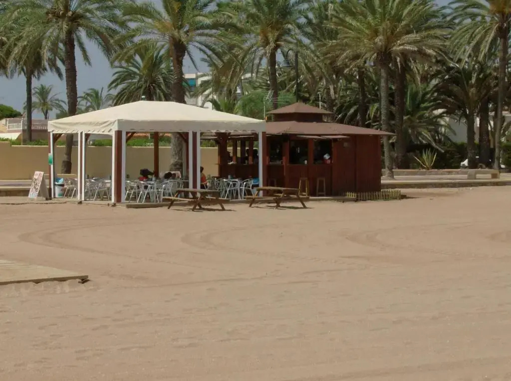 Villa 3 Dormitorios Mar De Cristal A-172