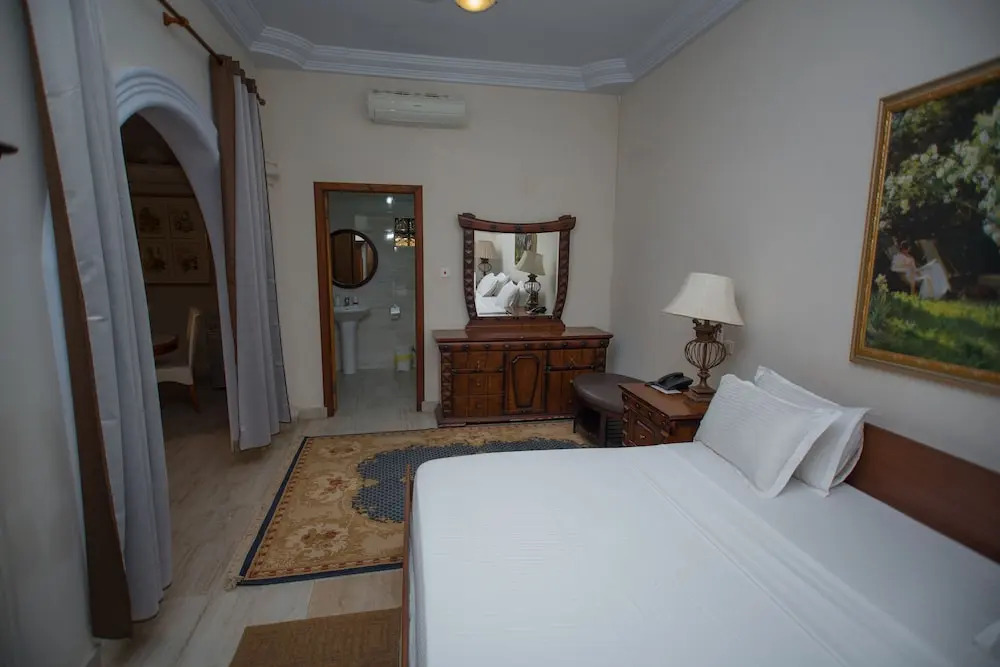 Aborigines beach resort